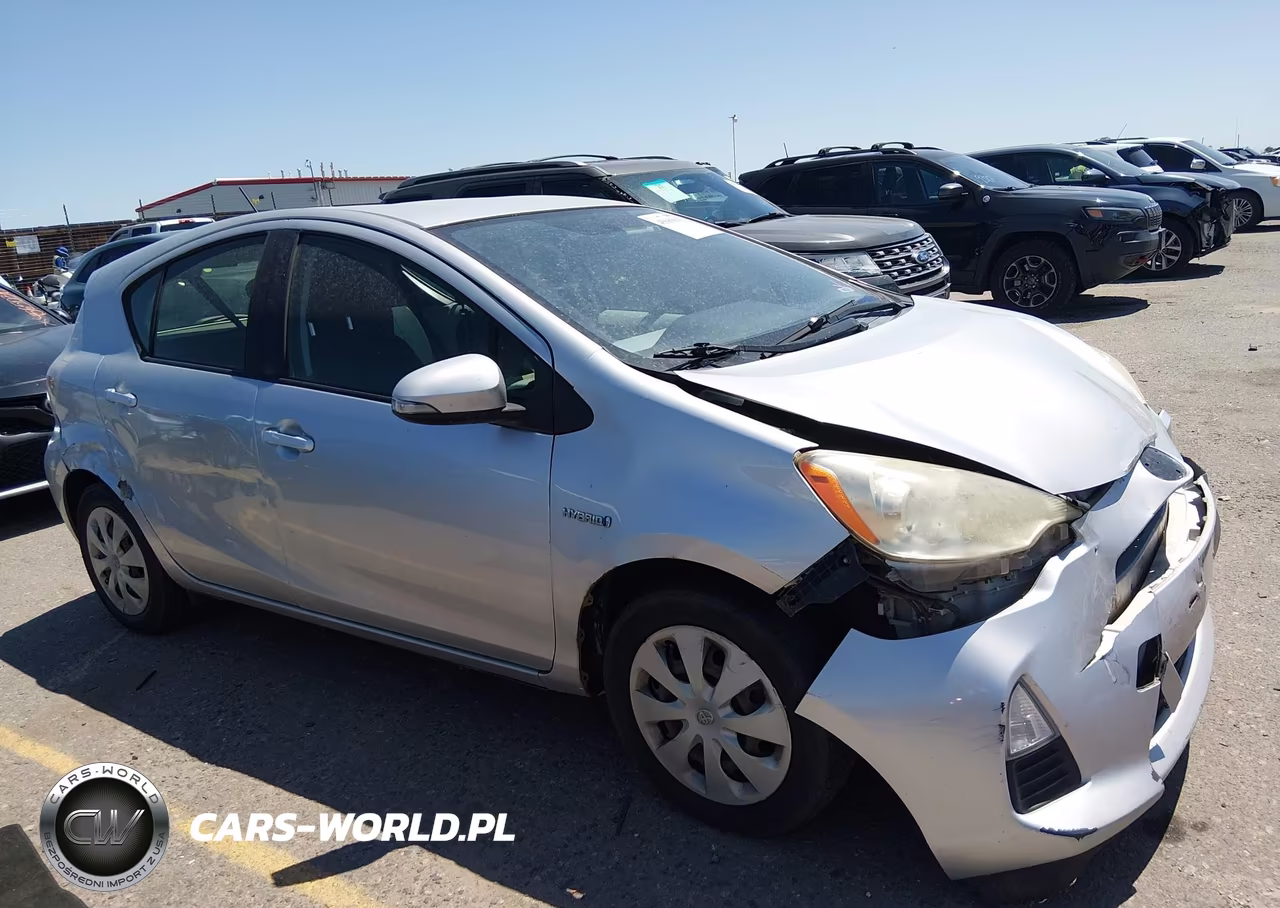 2012 Toyota Prius C Three VIN:JTDKDTB33C1512324 - 13