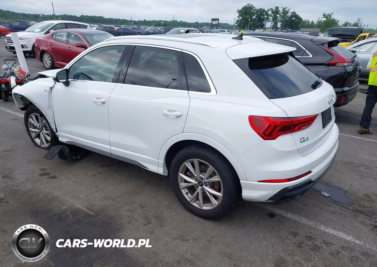 2022 Audi Q3 Premium 45 Tfsi S Line Quattro Tiptronic VIN:WA1DECF37N1085453 - 3
