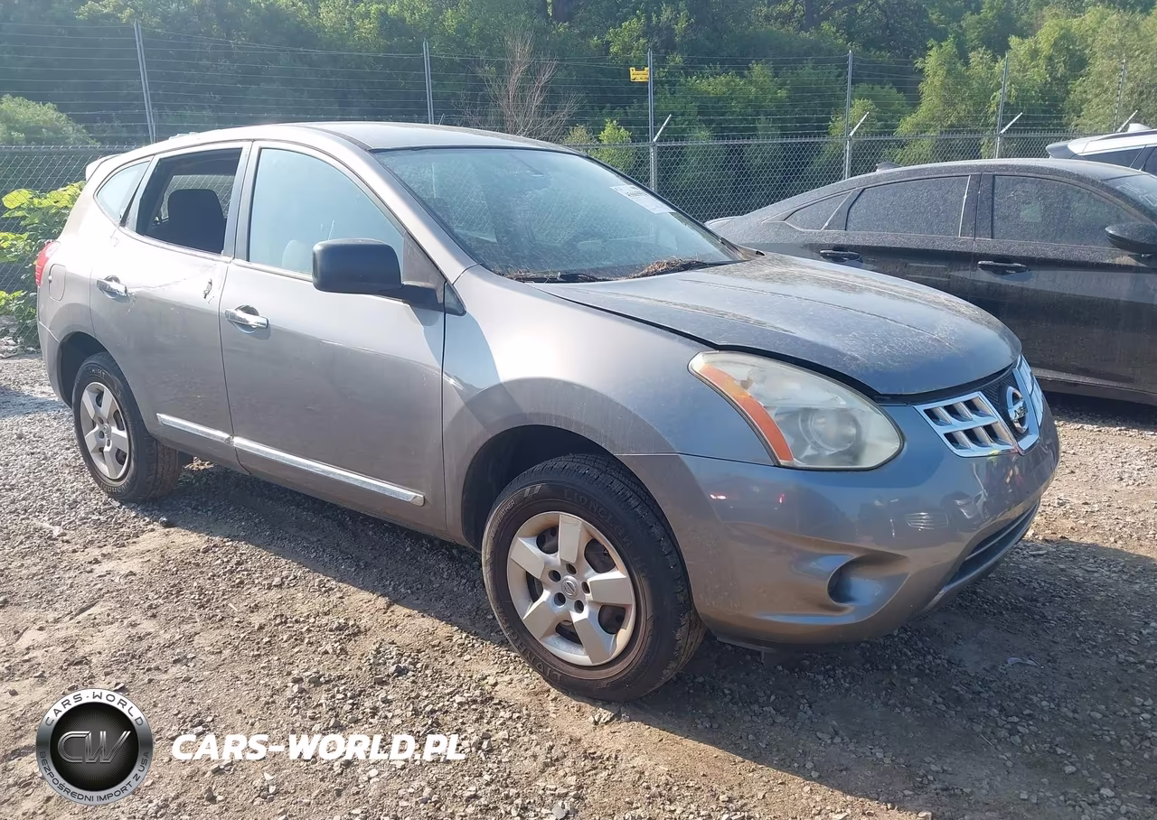2013 Nissan Rogue S – zdjęcie 1 z 13