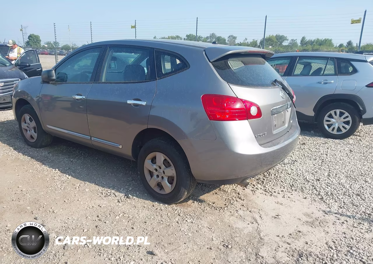 2013 Nissan Rogue S VIN:JN8AS5MV6DW637242 - 3