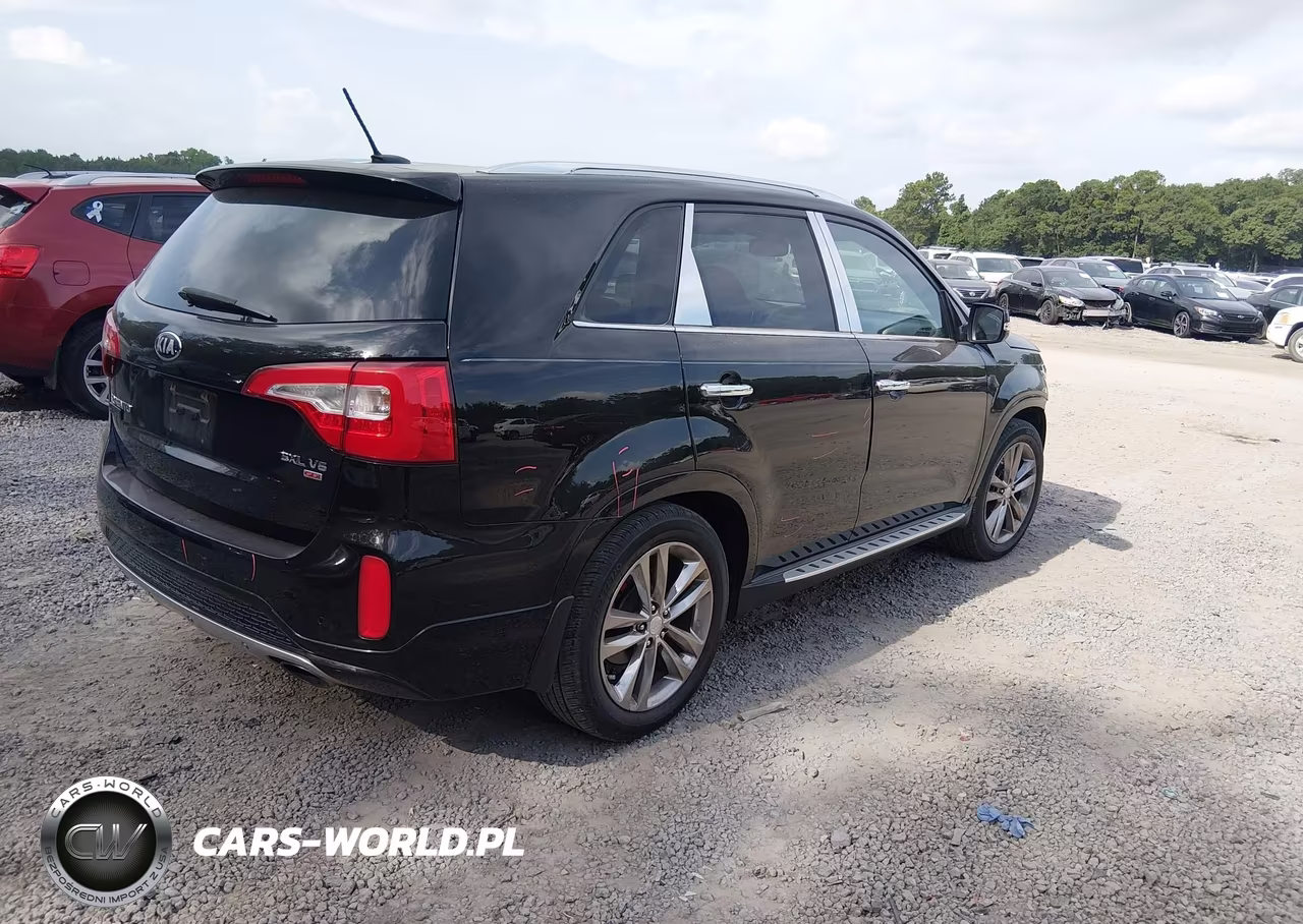 2014 Kia Sorento Limited V6 VIN:5XYKW4A73EG440046 - 4