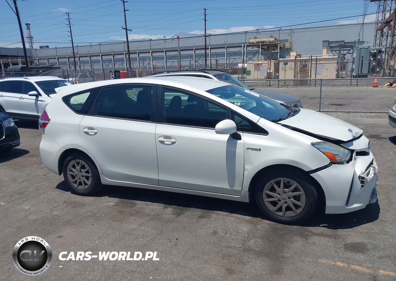 2016 Toyota Prius V Two VIN:JTDZN3EU0GJ045031 - 14