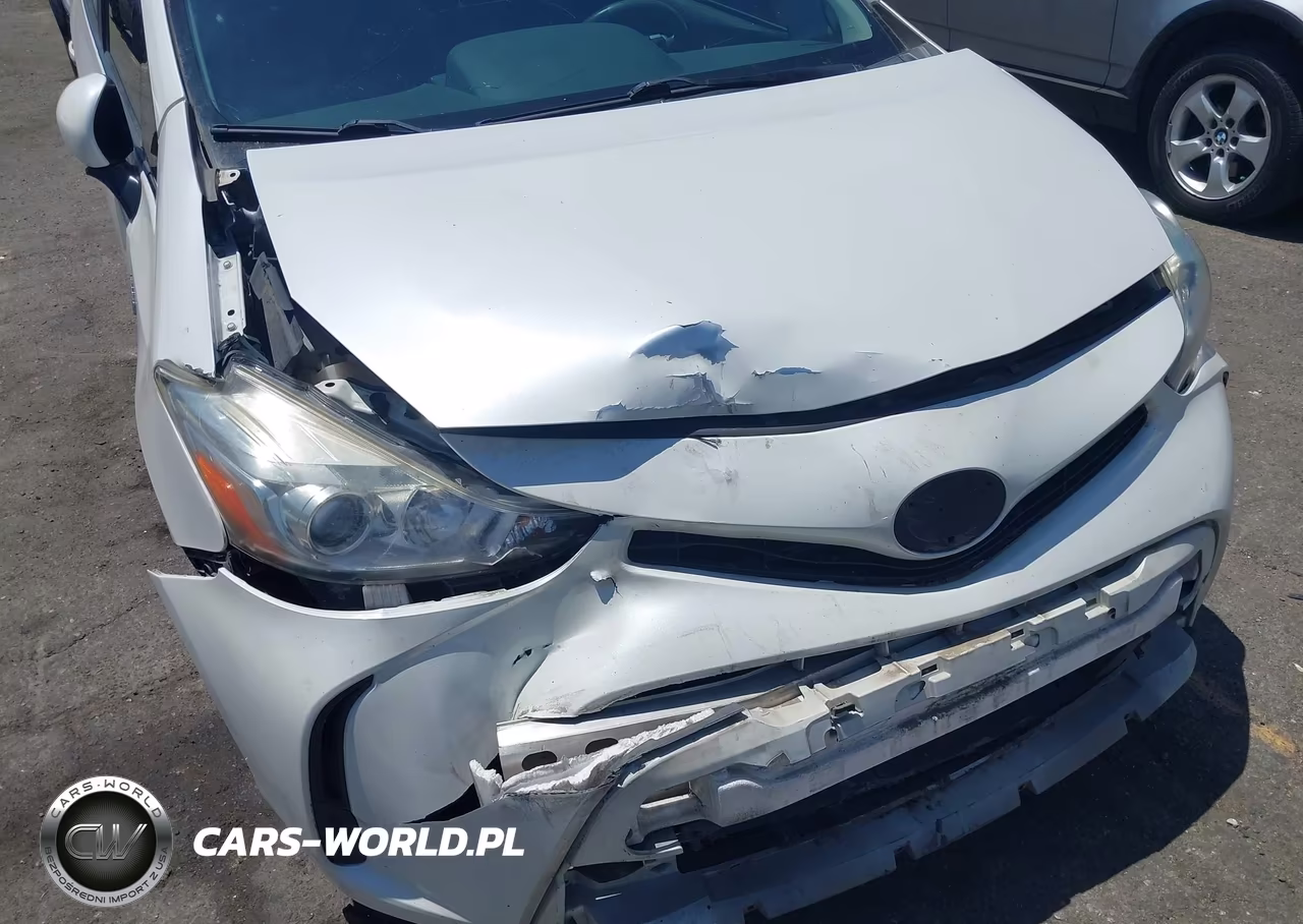 2016 Toyota Prius V Two VIN:JTDZN3EU0GJ045031 - 6