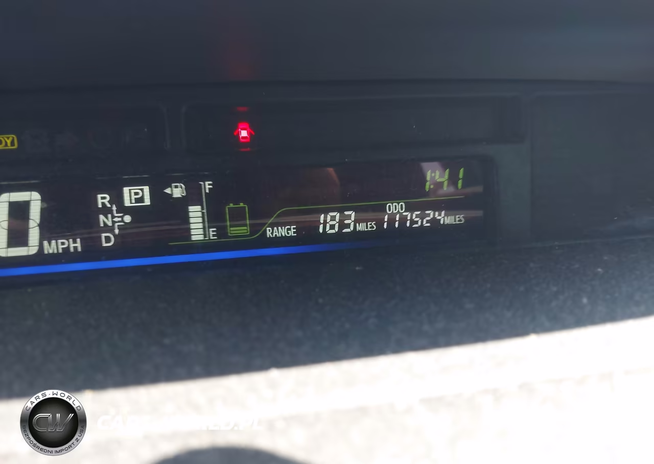 2016 Toyota Prius V Two VIN:JTDZN3EU0GJ045031 - 7