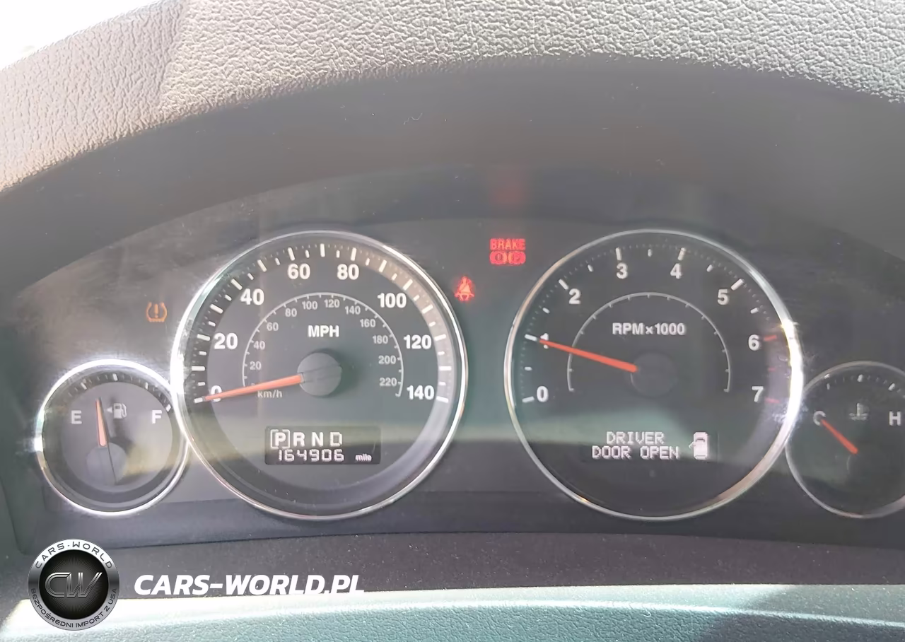 2010 Jeep Grand Cherokee Laredo VIN:1J4PR4GK3AC147801 - 7