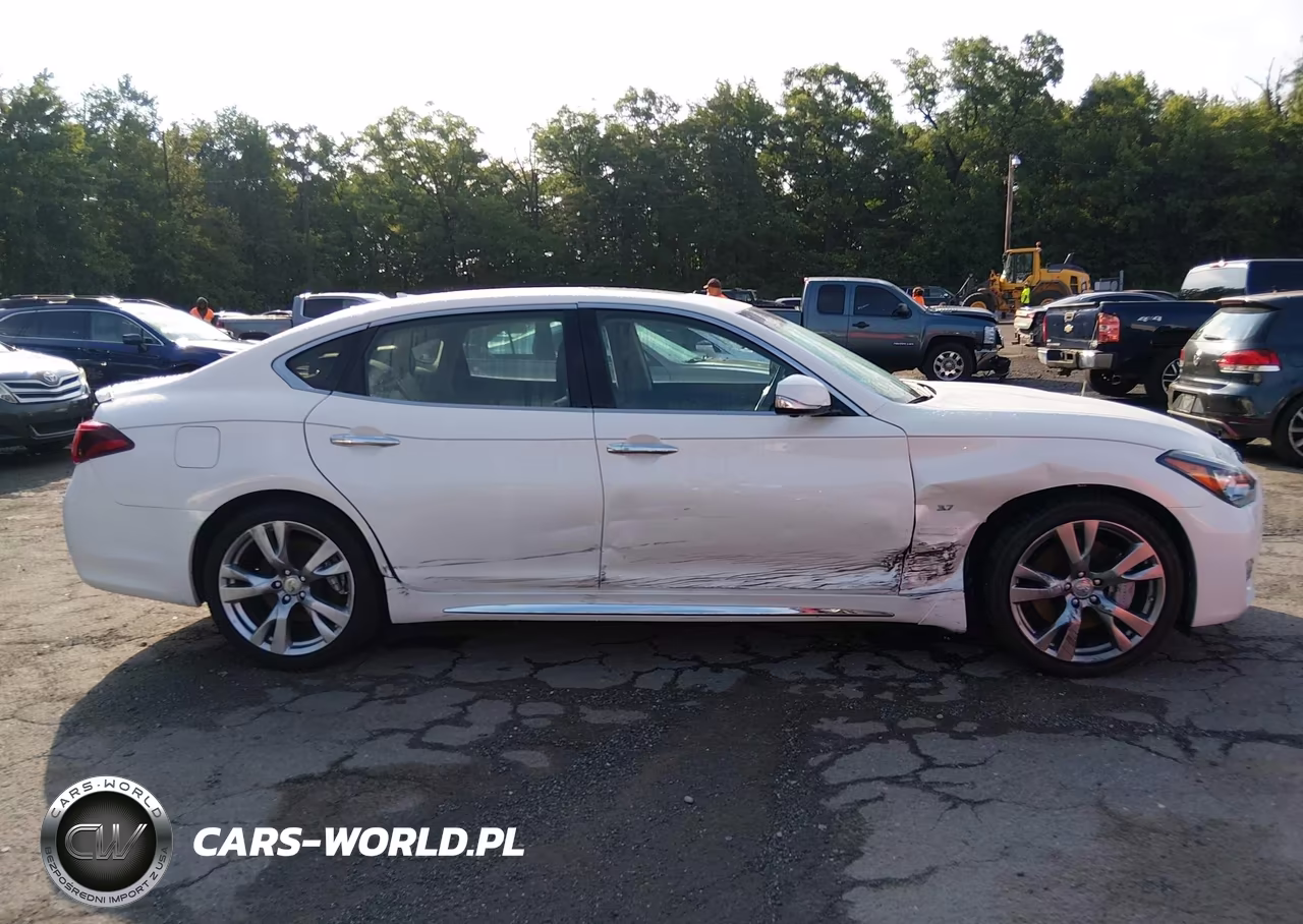 INFINITI Q70L VIN:JN1BY1PP2KM685045 - 13