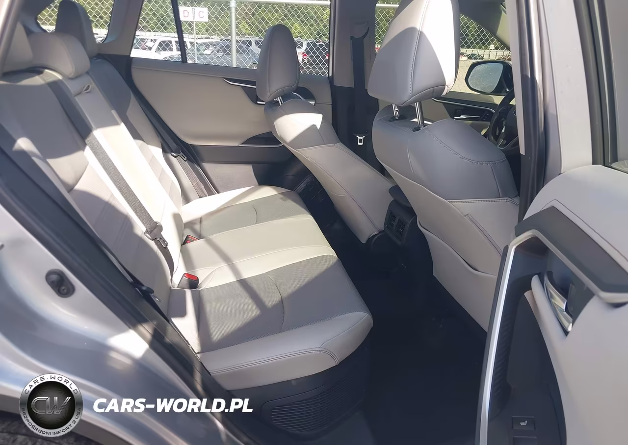 2024 Toyota Rav4 Hybrid Limited VIN:JTMD6RFV0RD137792 - 8