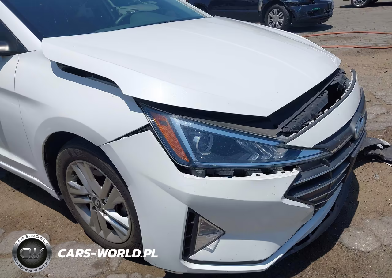 2020 Hyundai Elantra Sel VIN:5NPD84LF5LH600005 - 17