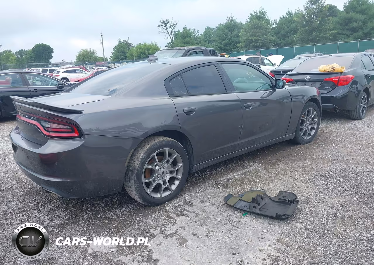 2017 Dodge Charger Sxt Awd VIN:2C3CDXJG0HH599399 - 4