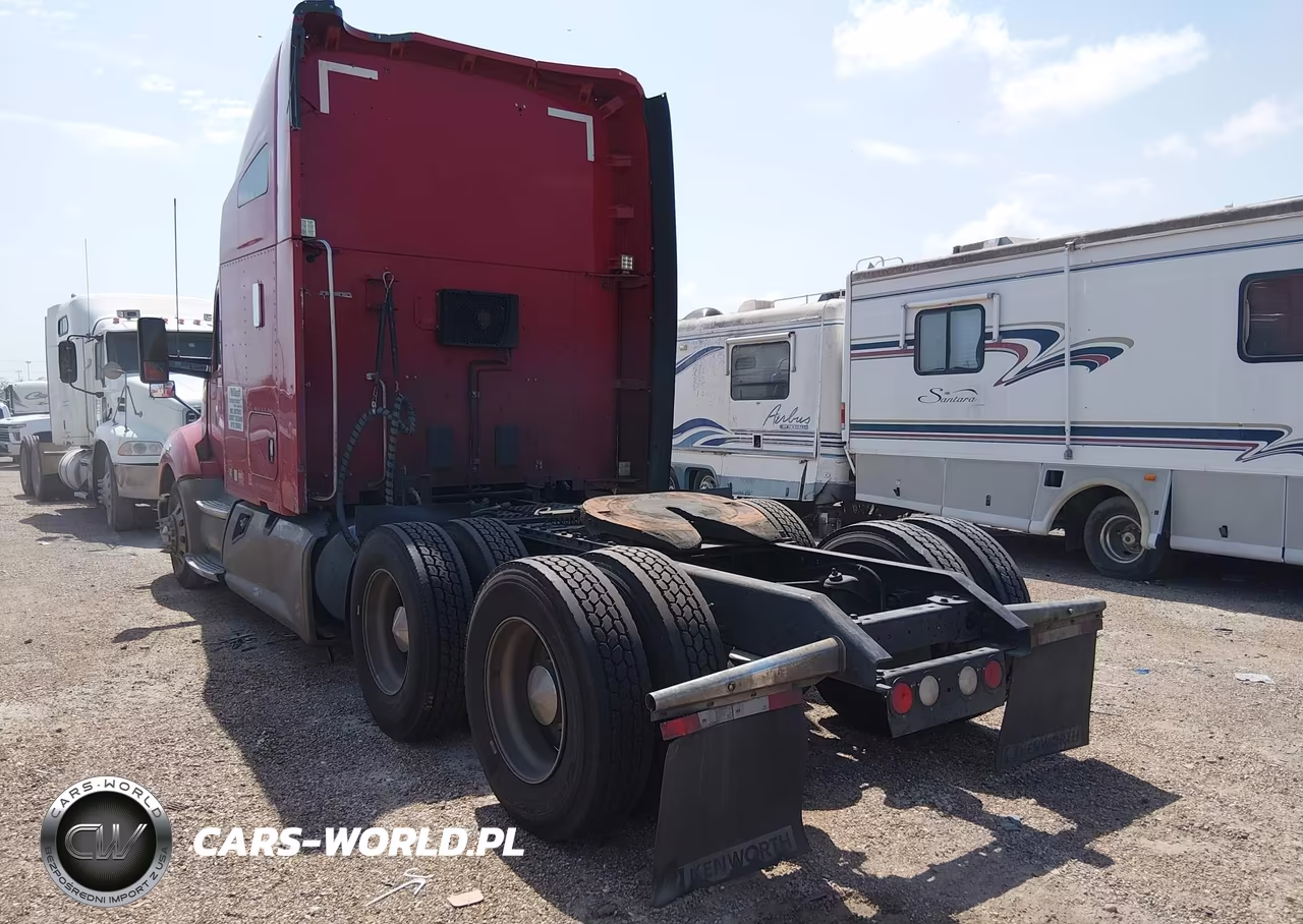 2018 Kenworth T680 VIN:1XKYDP9X5JJ169317 - 3