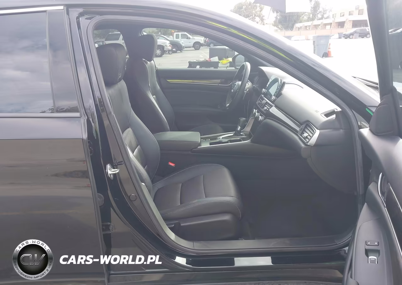 2019 Honda Accord Sport VIN:1HGCV1F33KA085372 - 5