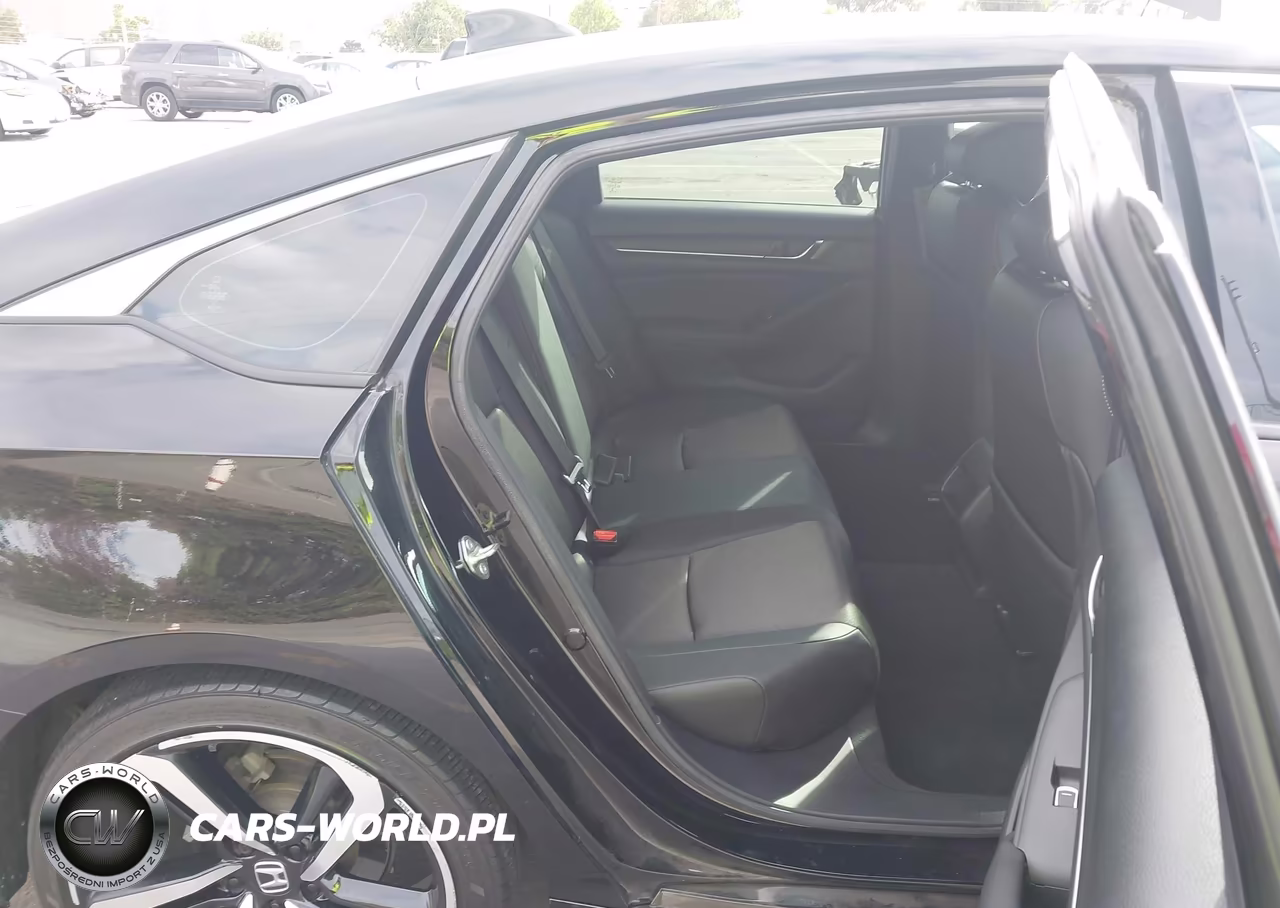 2019 Honda Accord Sport VIN:1HGCV1F33KA085372 - 8