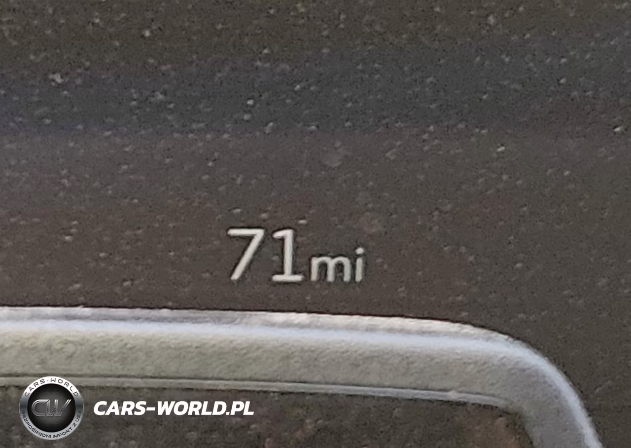 2026 Cadillac Optiq Luxury VIN:3GYK3BM5XTS176420 - 16