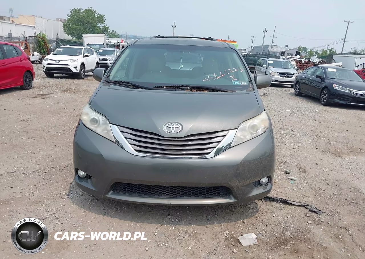 2013 Toyota Sienna Xle V6 8 Passenger VIN:5TDYK3DC2DS297715 - 6