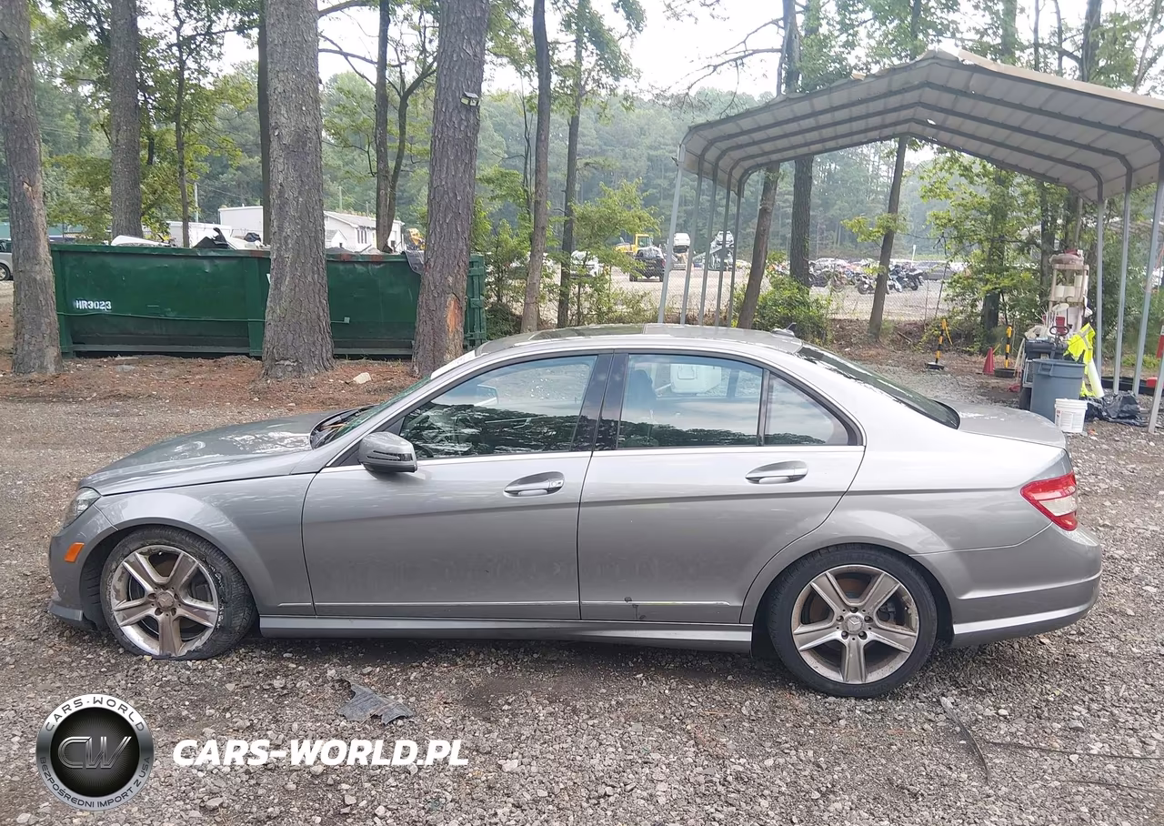 2011 Mercedes-Benz C 300 Luxury 4Matic-Sport 4Matic VIN:WDDGF8BB5BR163533 - 14