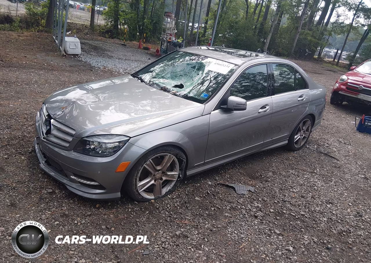 2011 Mercedes-Benz C 300 Luxury 4Matic-Sport 4Matic VIN:WDDGF8BB5BR163533 - 2