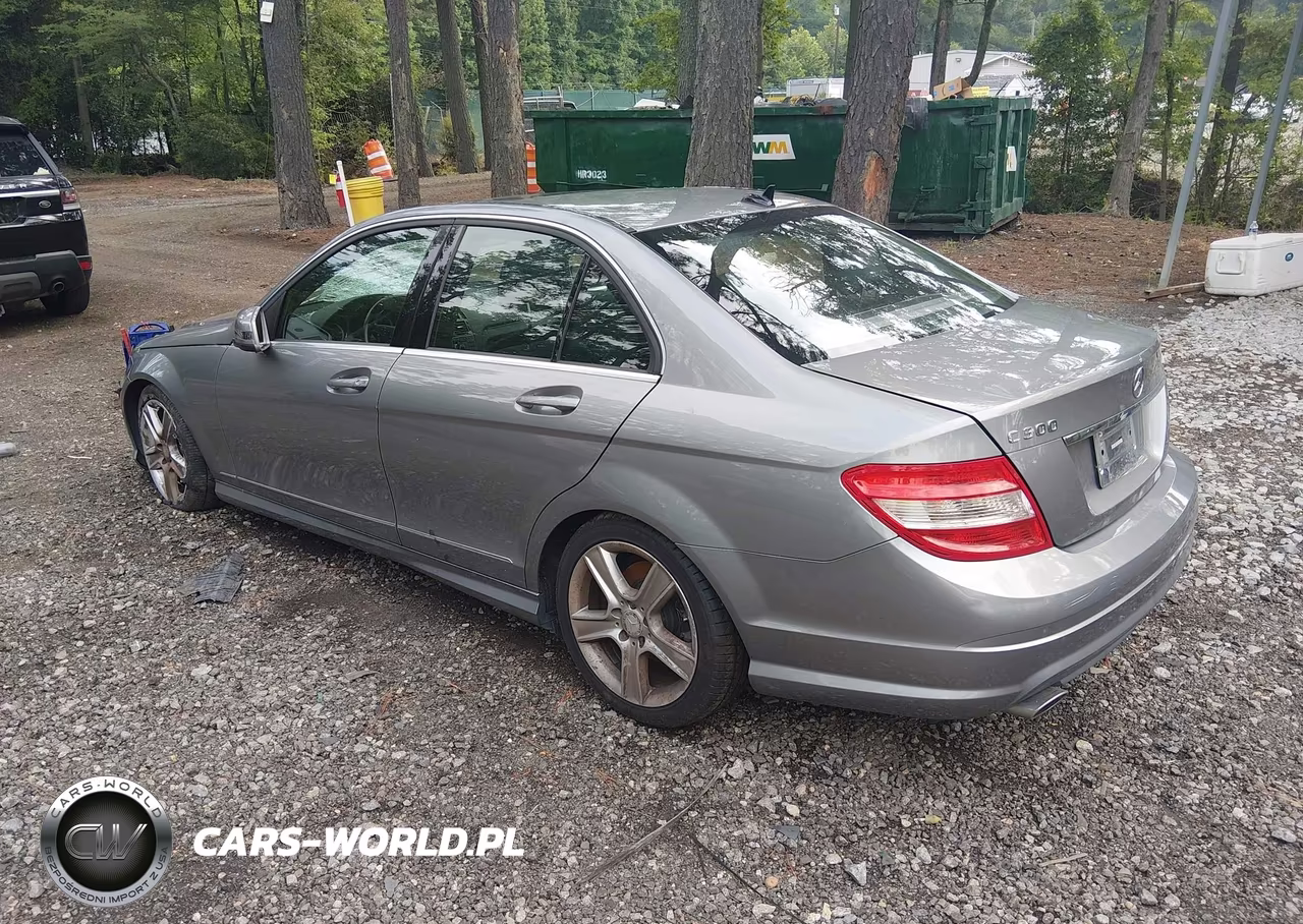 2011 Mercedes-Benz C 300 Luxury 4Matic-Sport 4Matic VIN:WDDGF8BB5BR163533 - 3