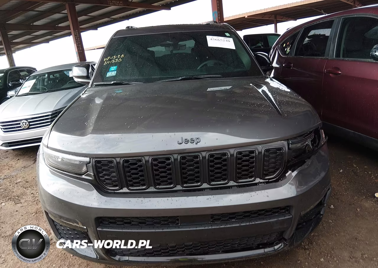2025 Jeep Grand Cherokee L Limited 4X4 VIN:1C4RJKBG2S8641536 - 12