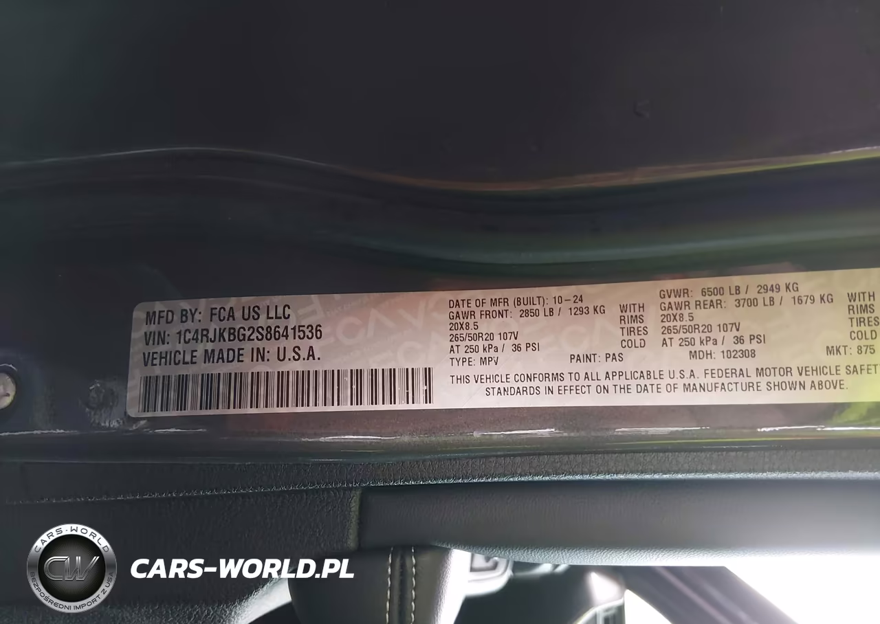 2025 Jeep Grand Cherokee L Limited 4X4 VIN:1C4RJKBG2S8641536 - 9