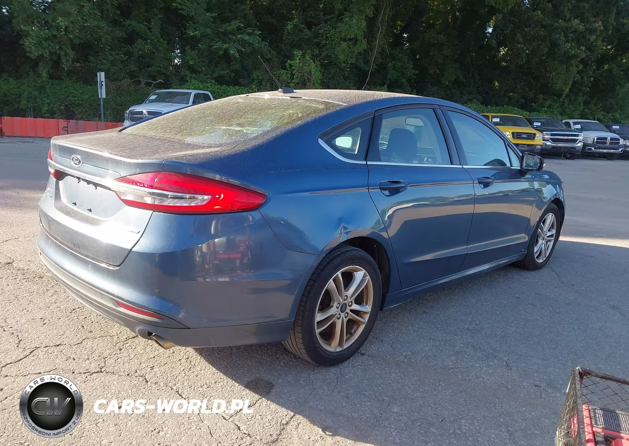 2018 Ford Fusion Se VIN:3FA6P0H7XJR277902 - 4
