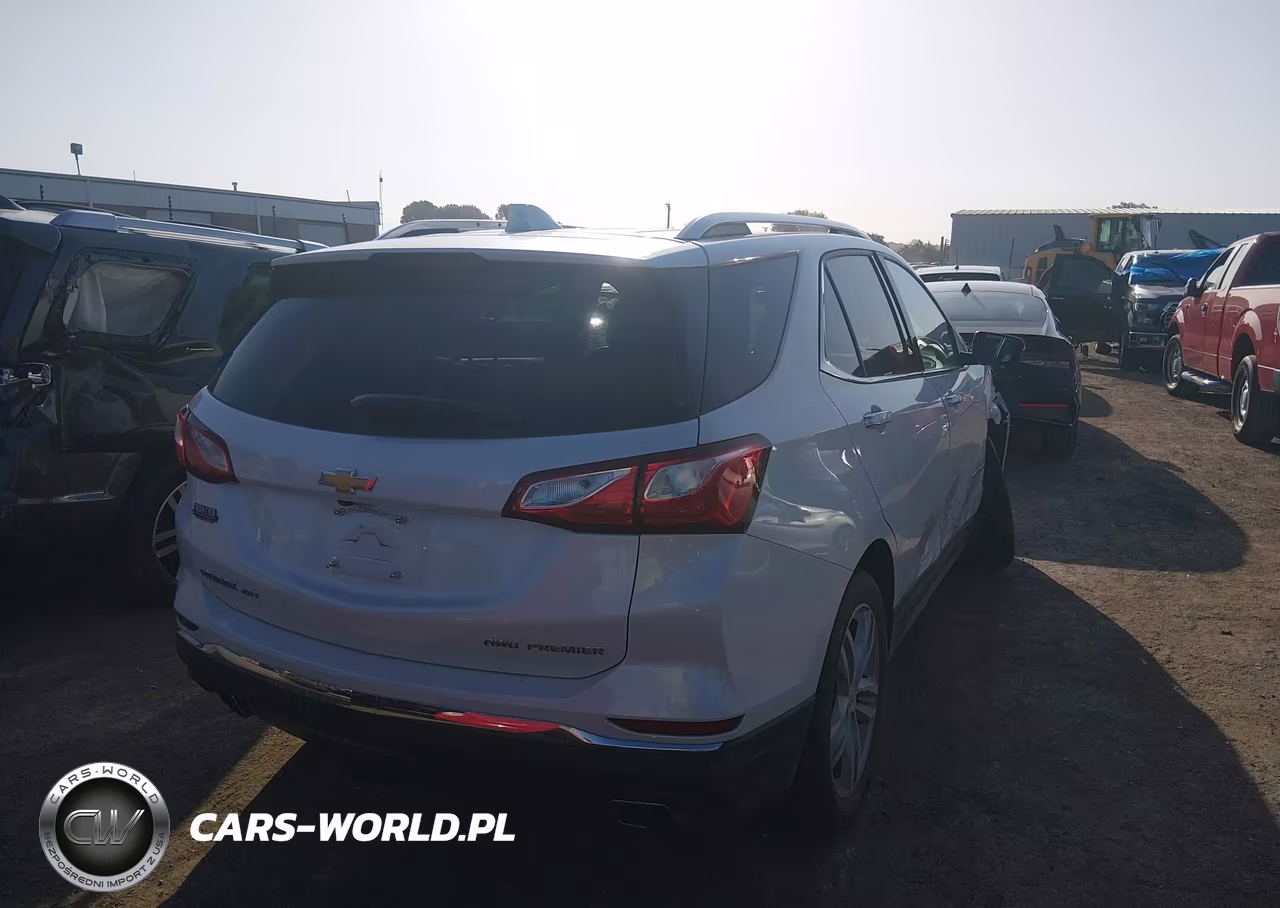 2019 Chevrolet Equinox Premier VIN:2GNAXYEX8K6179944 - 4