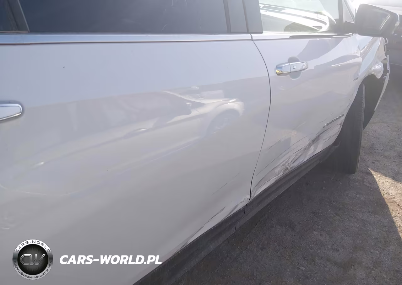 2019 Chevrolet Equinox Premier VIN:2GNAXYEX8K6179944 - 6