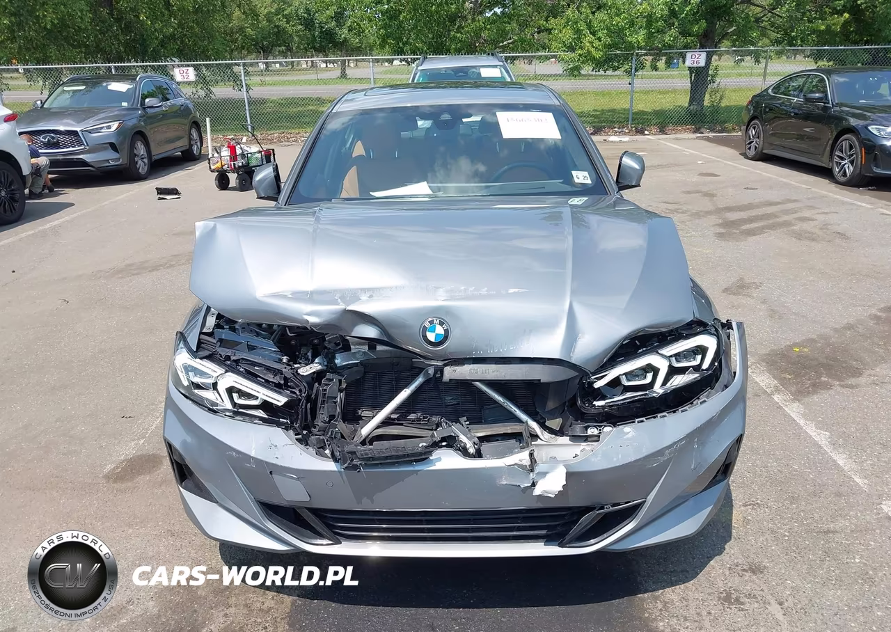 2024 BMW 330I xDrive VIN:3MW89FF04R8E04261 - 12