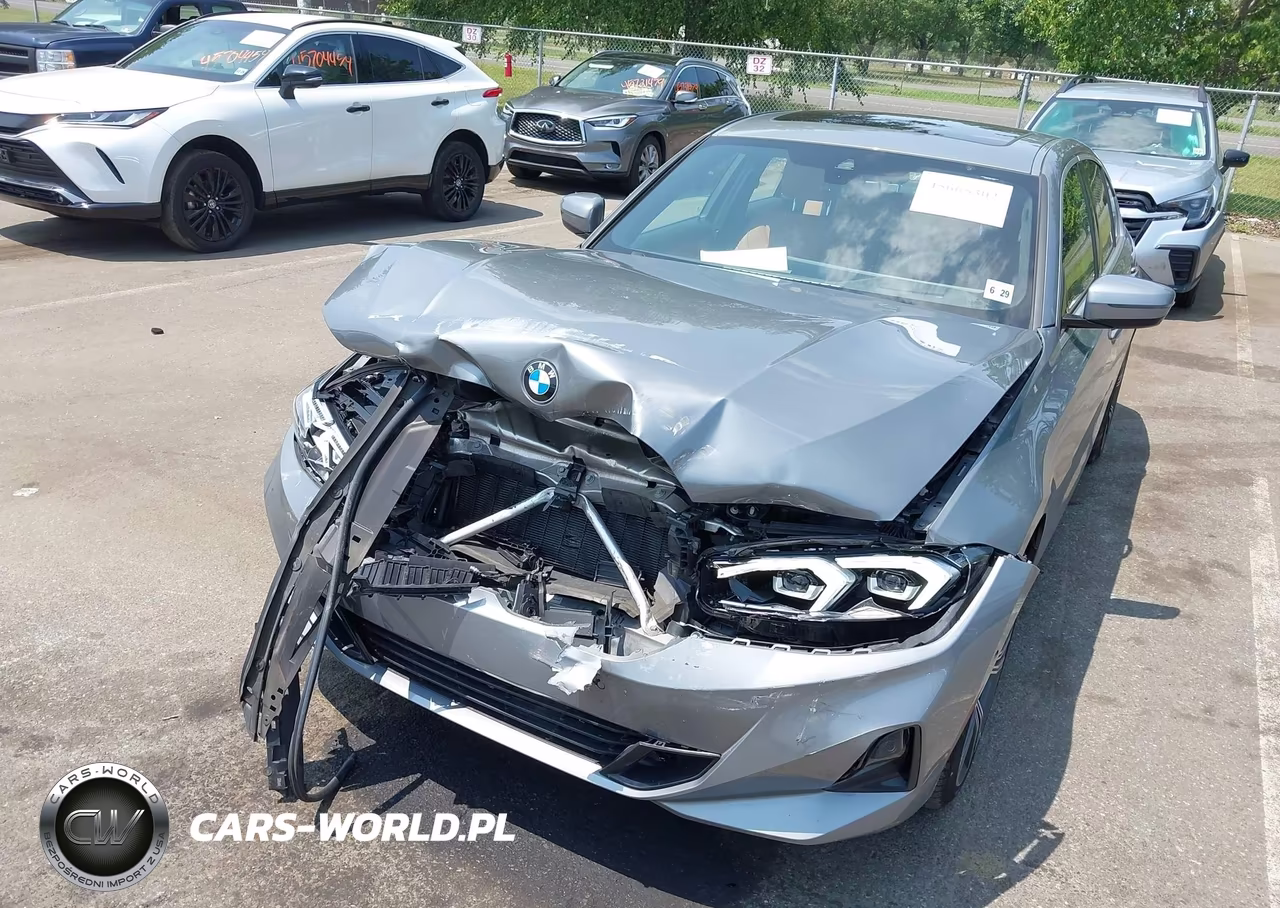 2024 BMW 330I xDrive VIN:3MW89FF04R8E04261 - 6