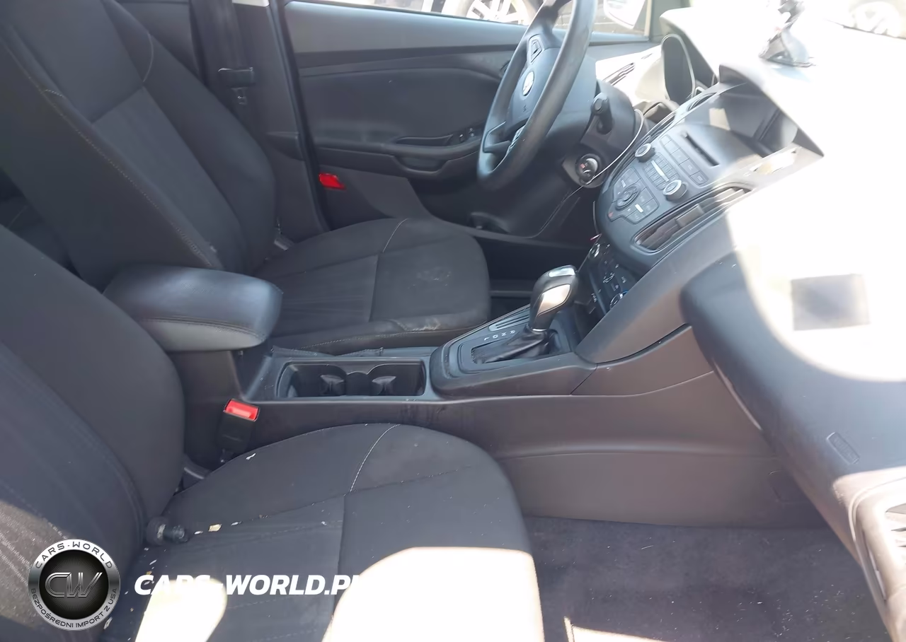 2015 Ford Focus Se VIN:1FADP3K21FL259848 - 5
