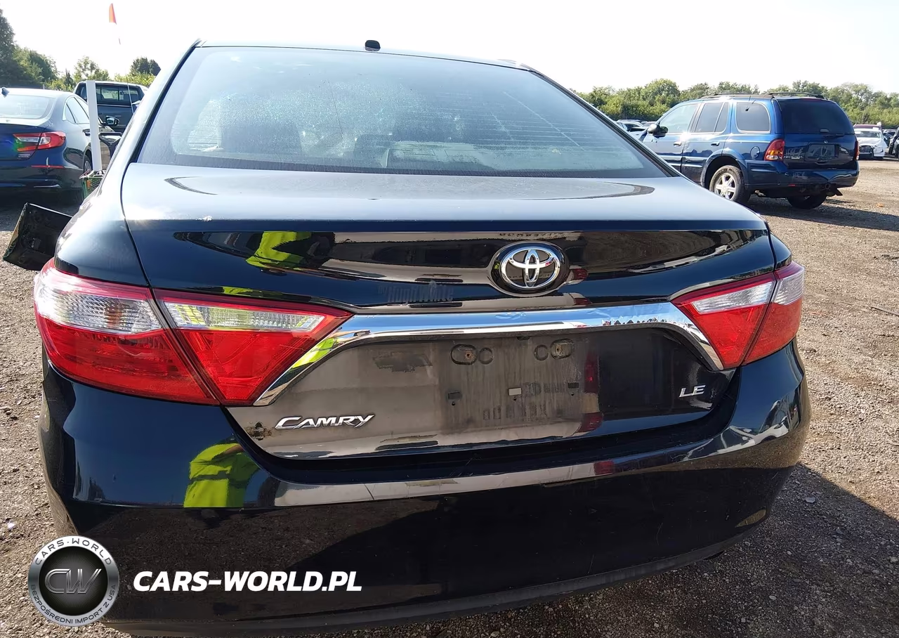 2017 Toyota Camry Le VIN:4T1BF1FK8HU354368 - 16