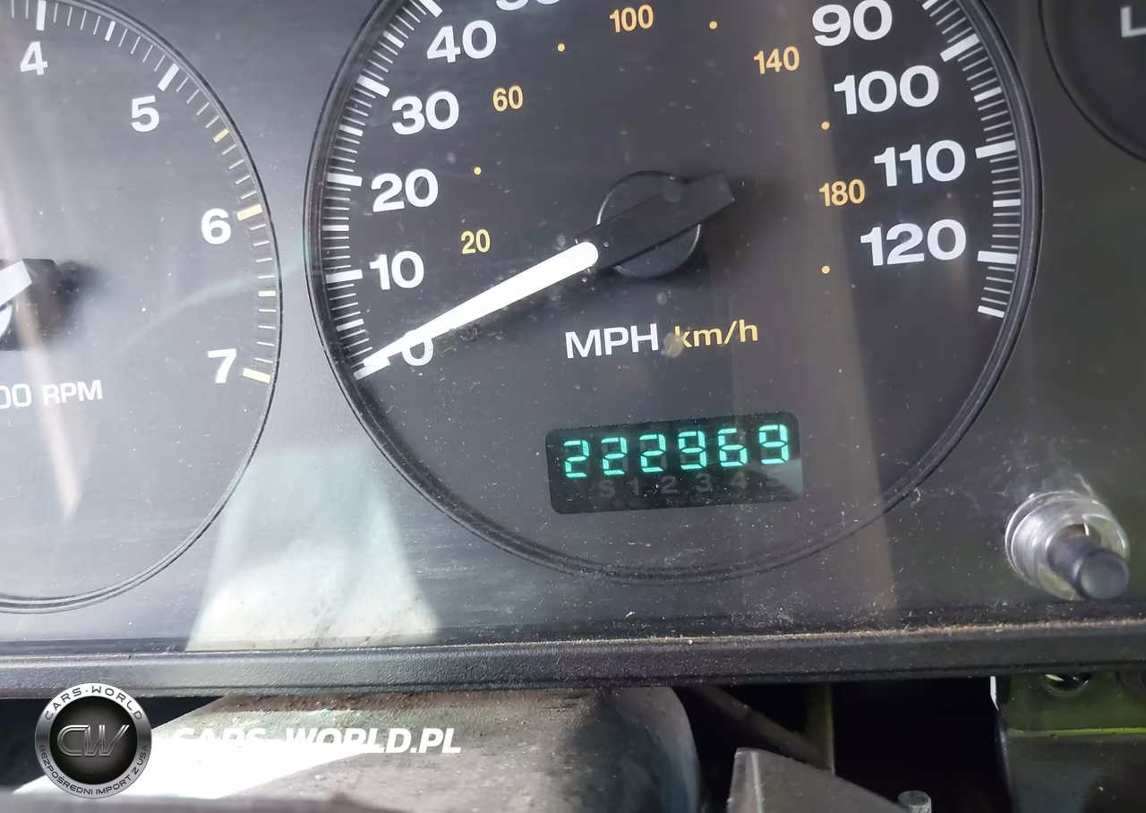 2002 Jeep Grand Cherokee Laredo VIN:1J4GW48S52C167427 - 15