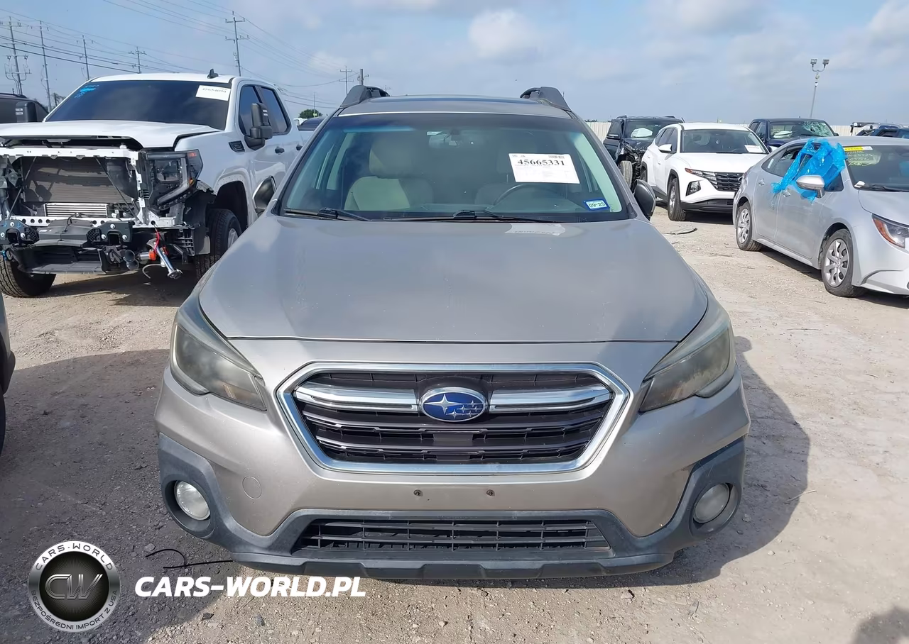 2018 Subaru Outback 2.5I Premium VIN:4S4BSADC2J3237453 - 12