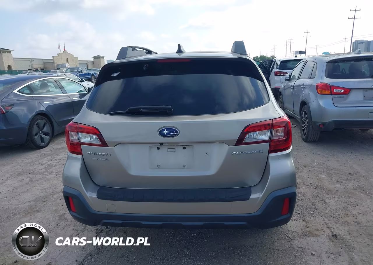 2018 Subaru Outback 2.5I Premium VIN:4S4BSADC2J3237453 - 15