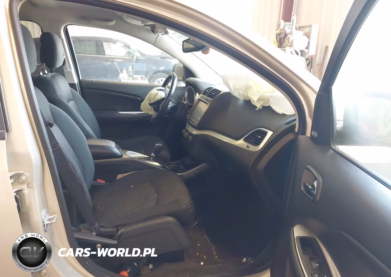2011 Dodge Journey Mainstreet VIN:3D4PH1FG4BT518932 - 5