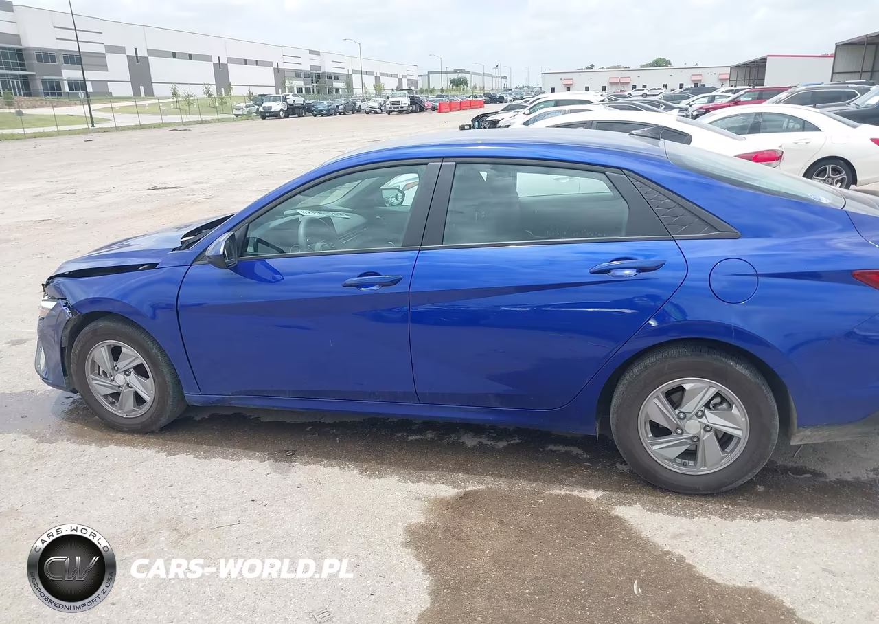 2026 Hyundai Elantra Se VIN:KMHLL4DG4TU156103 - 14