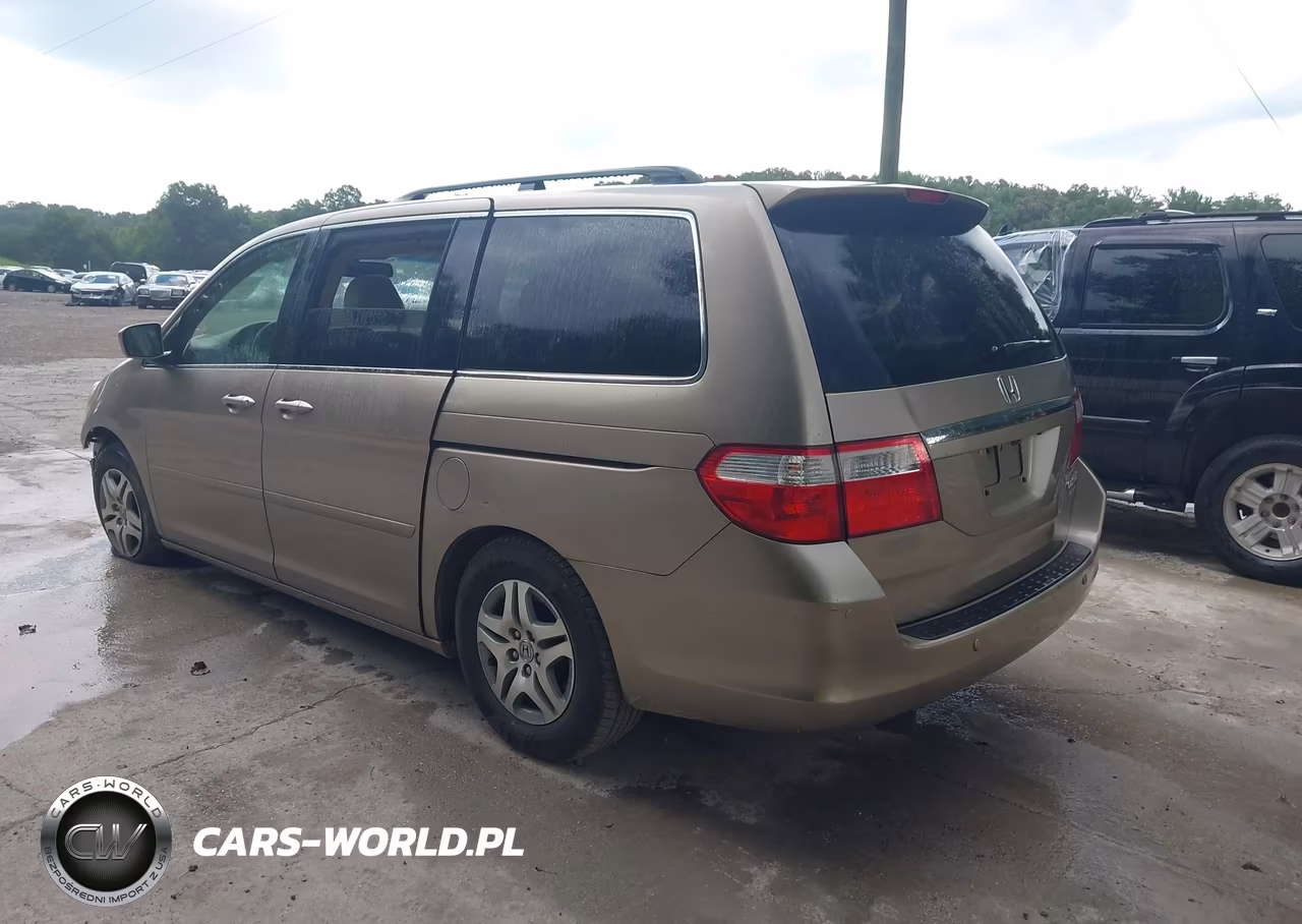 2005 Honda Odyssey Touring VIN:5FNRL38815B019840 - 3