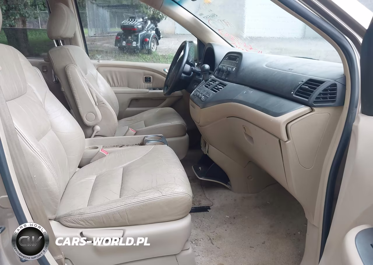 2005 Honda Odyssey Touring VIN:5FNRL38815B019840 - 5