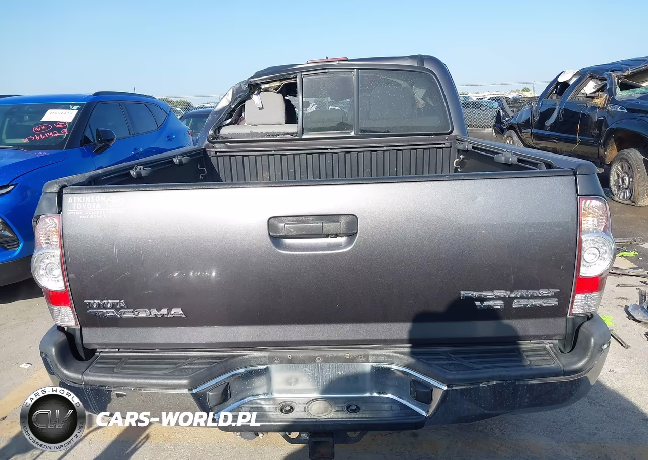 2015 Toyota Tacoma Prerunner V6 VIN:5TFJU4GNXFX079291 - 15