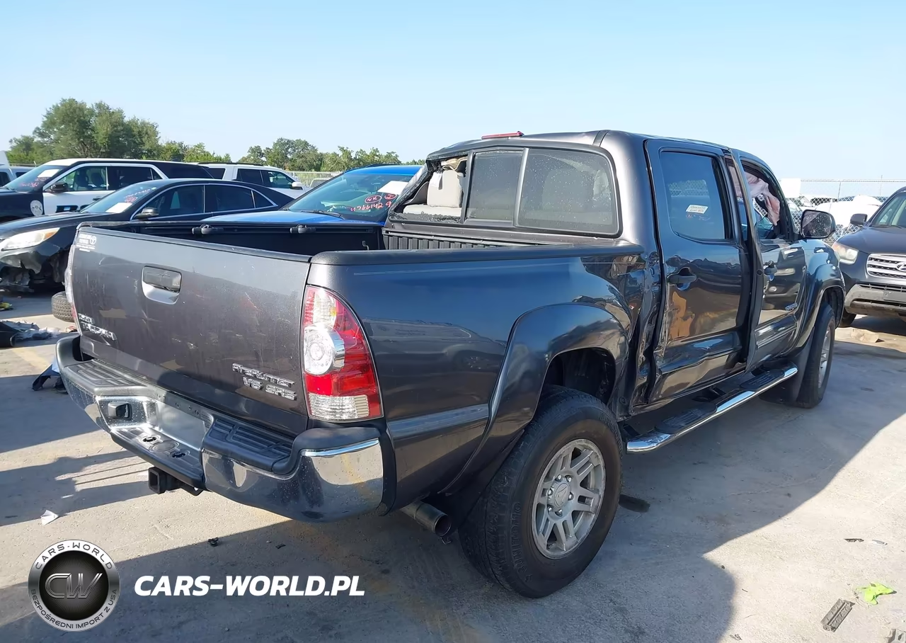 2015 Toyota Tacoma Prerunner V6 VIN:5TFJU4GNXFX079291 - 4