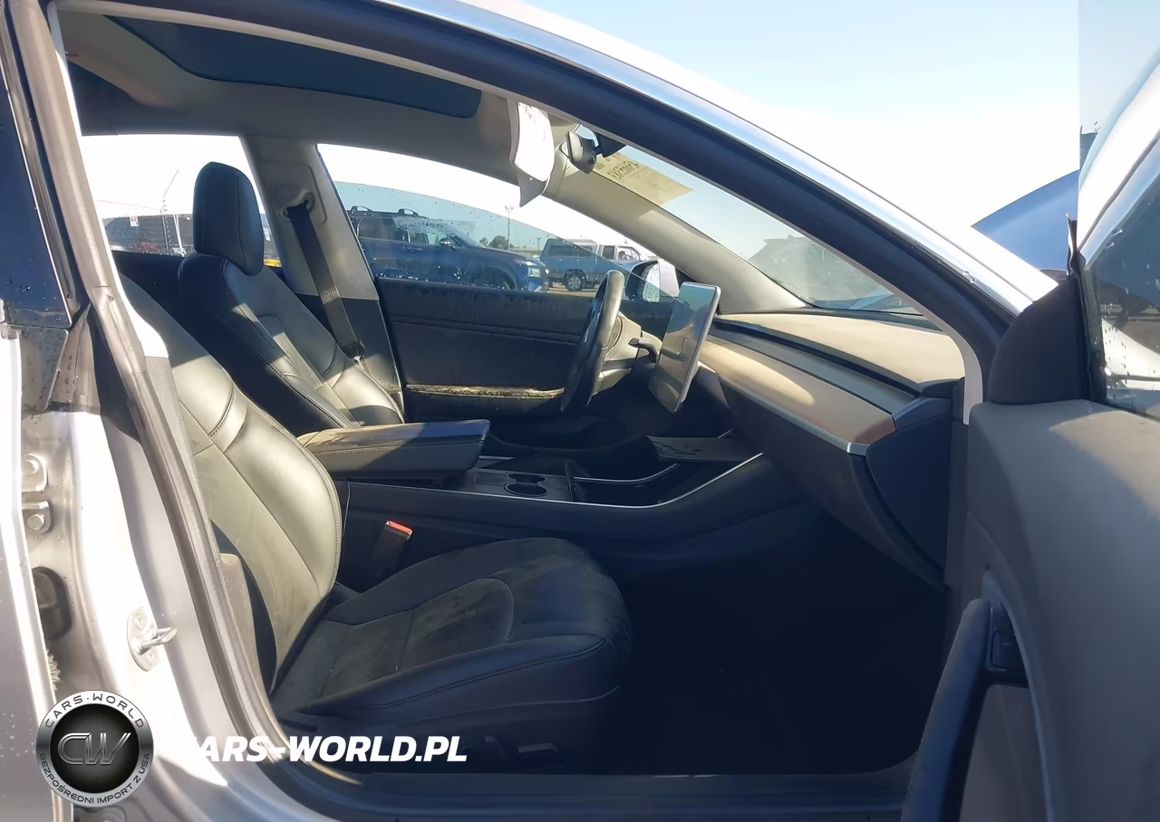 2018 Tesla Model 3 Long Range-Mid Range VIN:5YJ3E1EA7JF011649 - 5