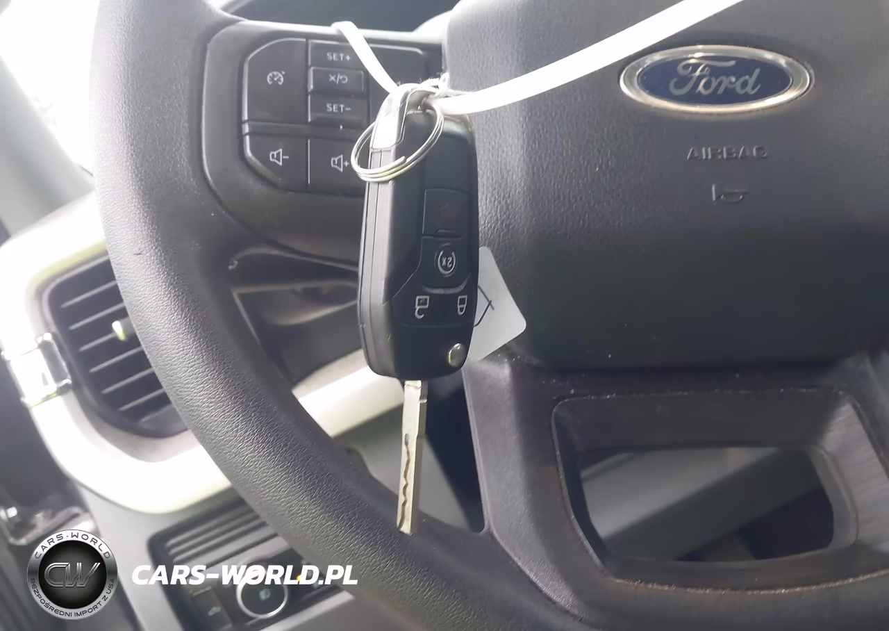 2024 Ford F-250 VIN:1FT8W2BA8REF62652 - 11