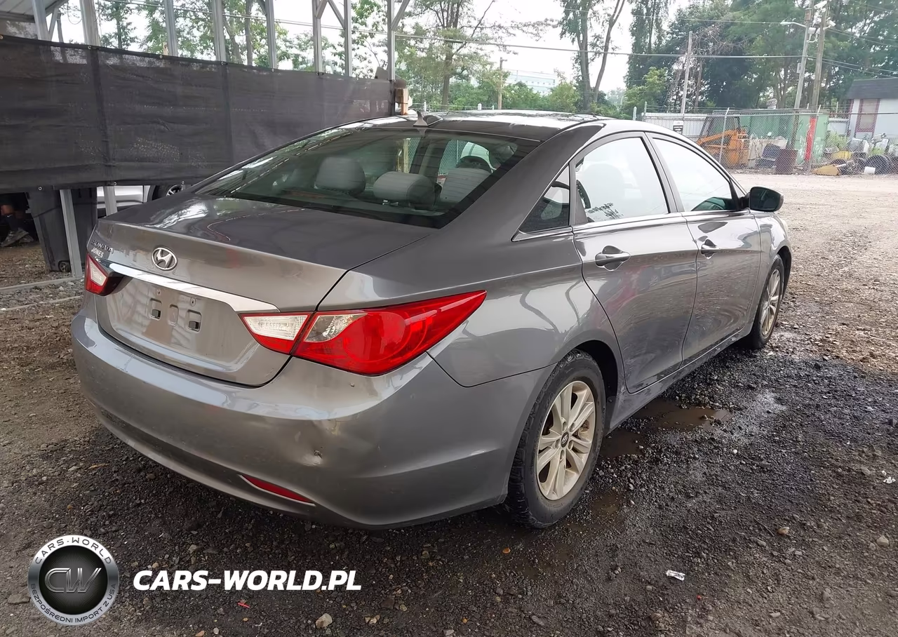 2013 Hyundai Sonata Gls VIN:5NPEB4AC0DH704076 - 4