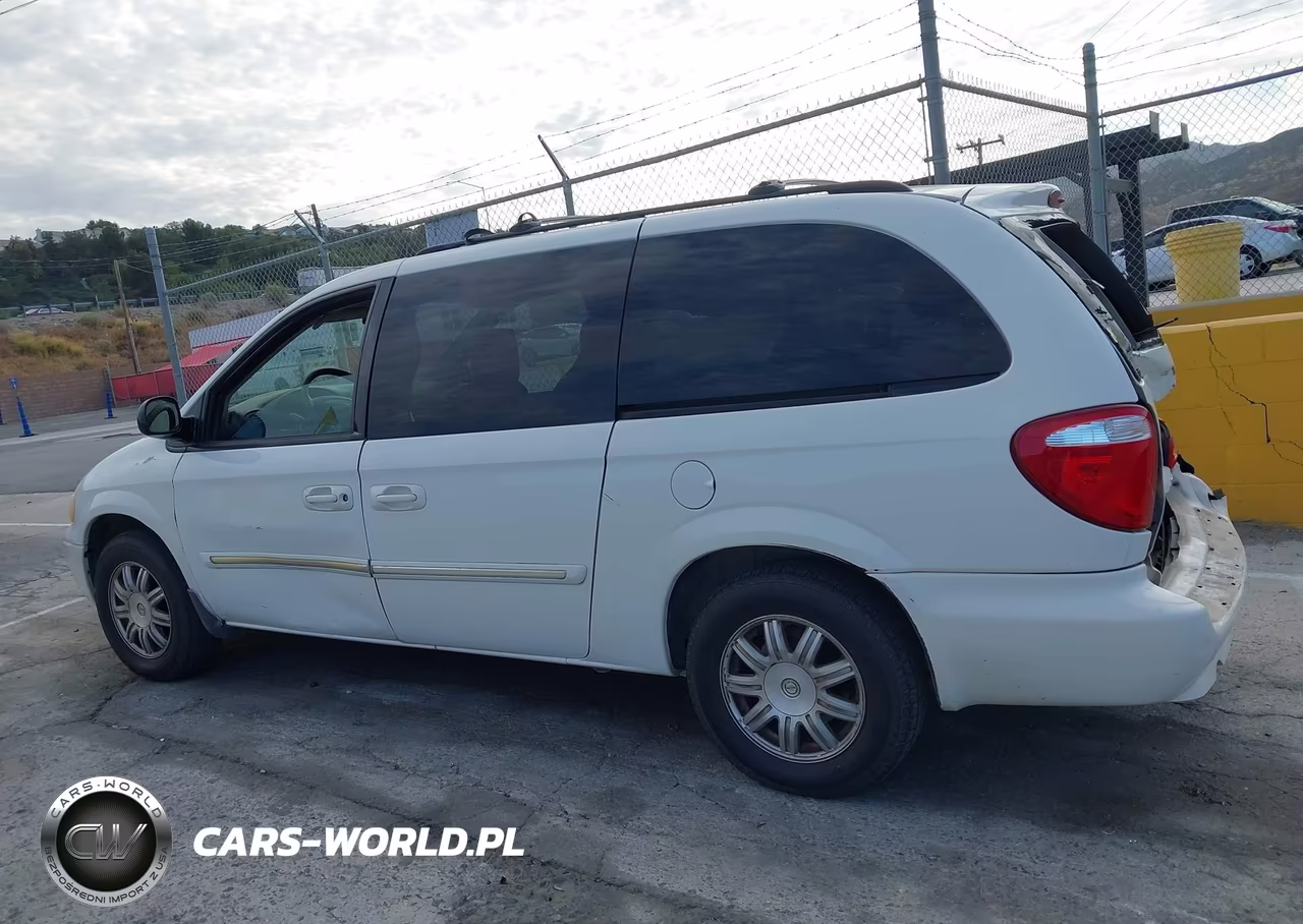2007 Chrysler Town & Country Touring VIN:2A4GP54L77R144781 - 15