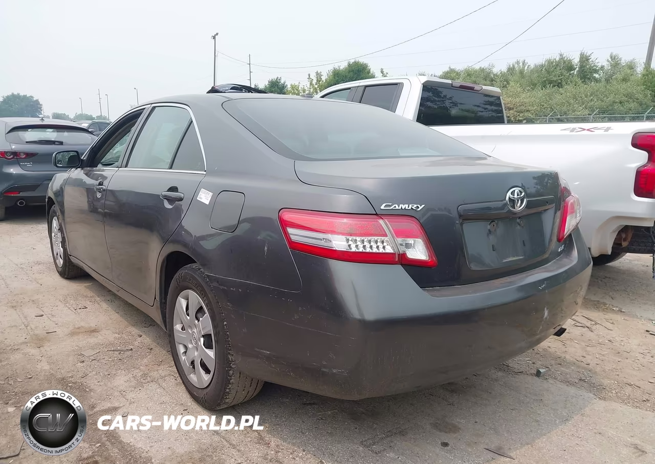 2010 Toyota Camry Le VIN:4T1BF3EK8AU100503 - 3