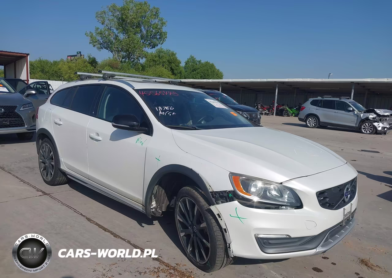 2016 Volvo V60 Cross Country T5