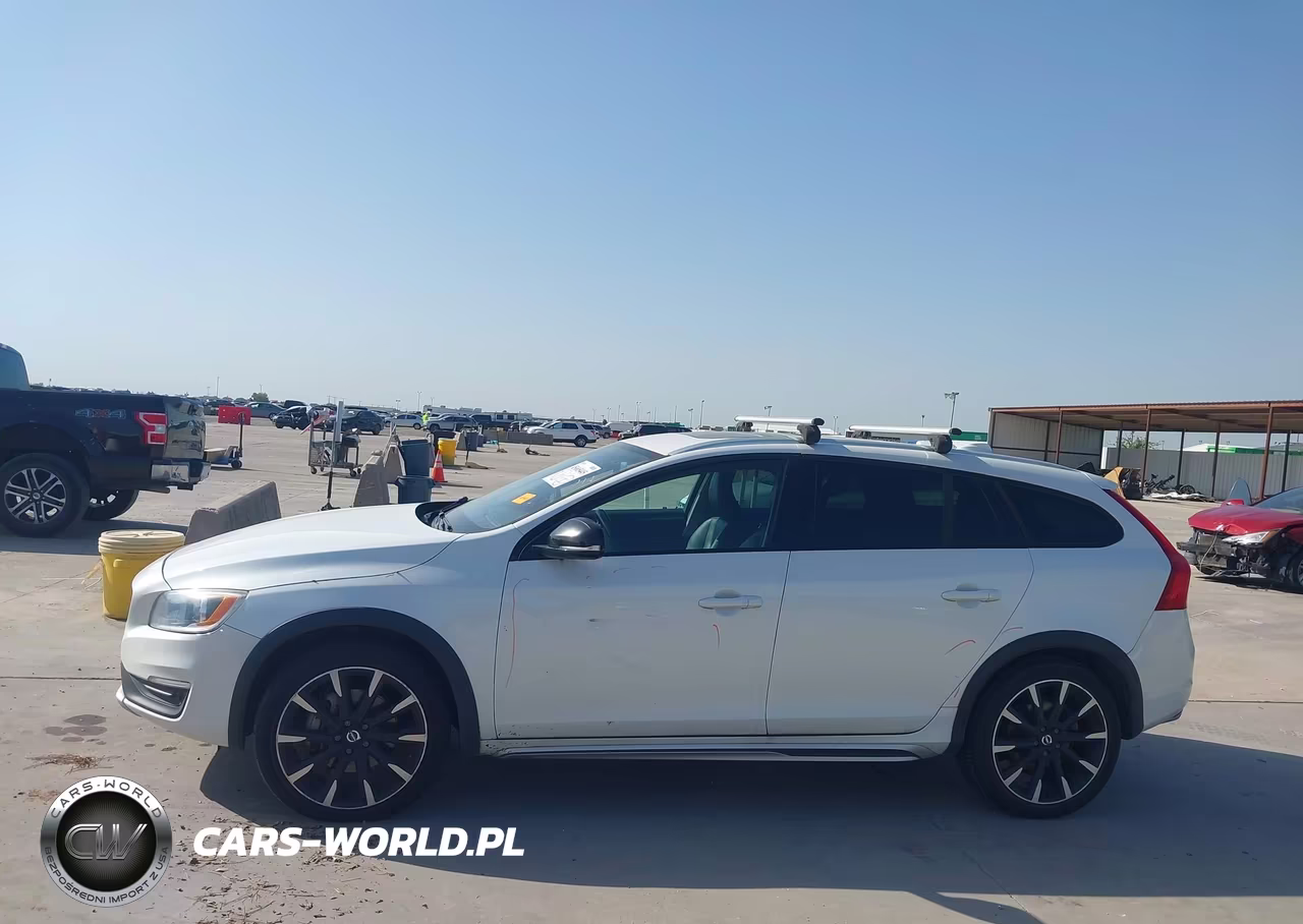 2016 Volvo V60 Cross Country T5 VIN:YV4612HK0G1008318 - 14