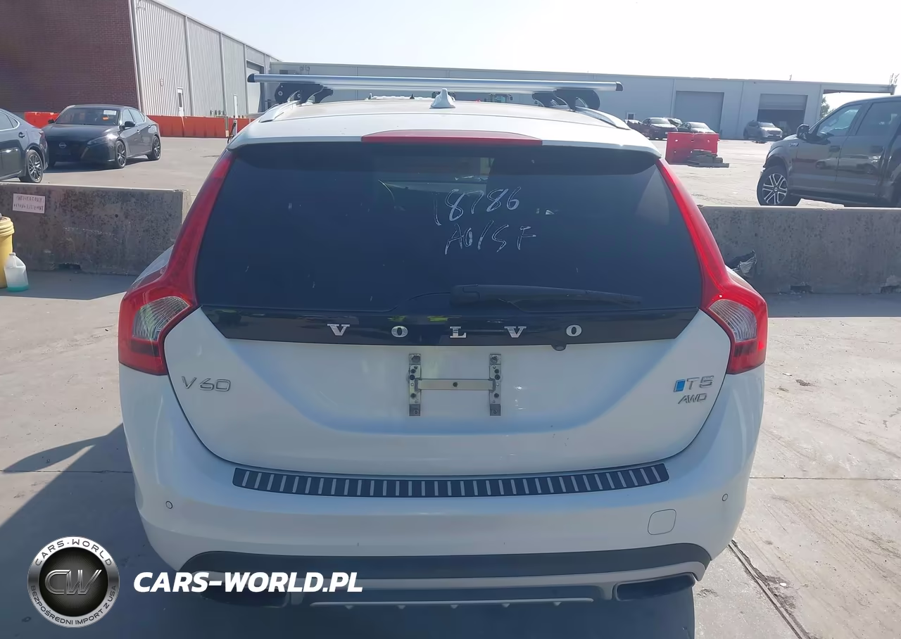 2016 Volvo V60 Cross Country T5 VIN:YV4612HK0G1008318 - 16