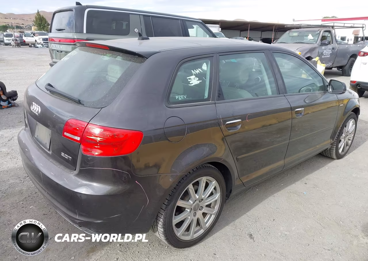 2013 Audi A3 2.0T Premium VIN:WAUKEAFM5DA027735 - 4