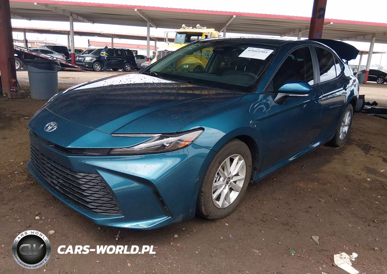 2025 Toyota Camry Le VIN:4T1DAACK7SU037927 - 2