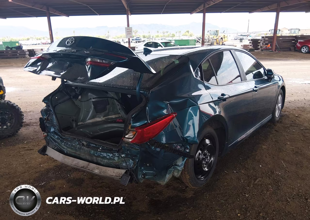 2025 Toyota Camry Le VIN:4T1DAACK7SU037927 - 4
